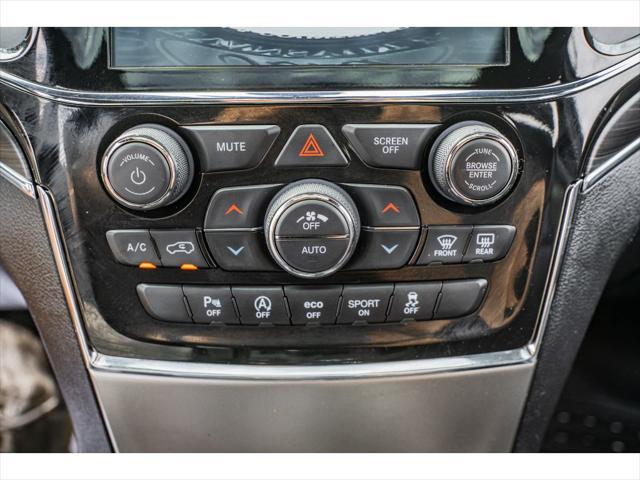 used 2022 Jeep Grand Cherokee car, priced at $28,900