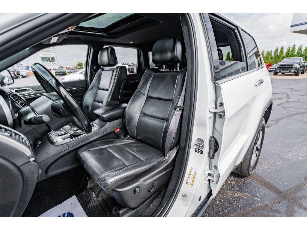 used 2022 Jeep Grand Cherokee car, priced at $24,990