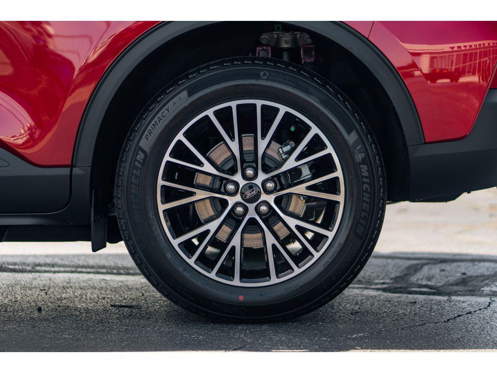 new 2025 Ford Escape PHEV car, priced at $34,090