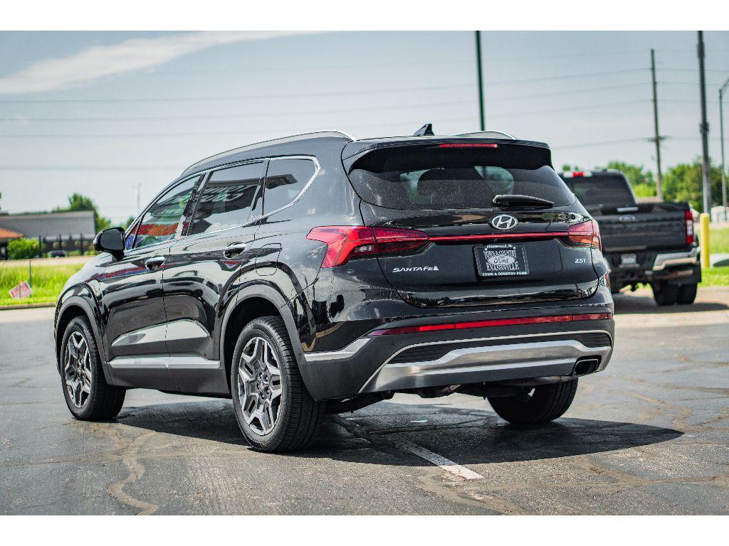 used 2022 Hyundai Santa Fe car, priced at $25,990
