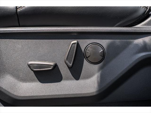 new 2025 Ford Expedition car, priced at $83,690