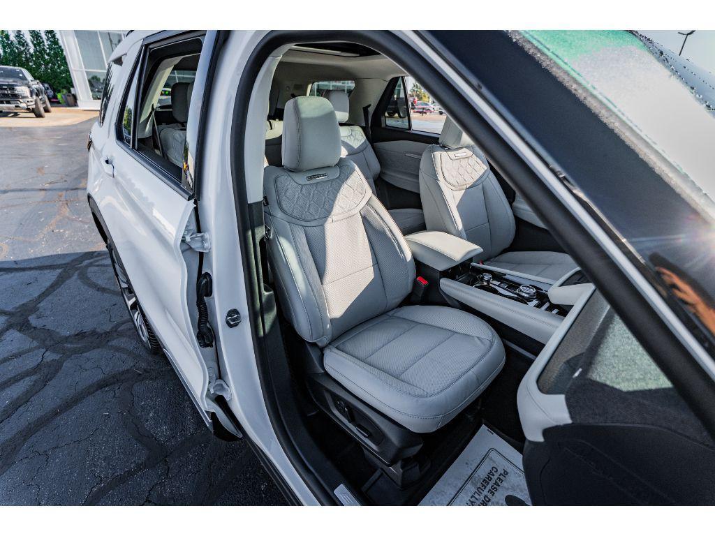 new 2025 Ford Explorer car, priced at $59,010