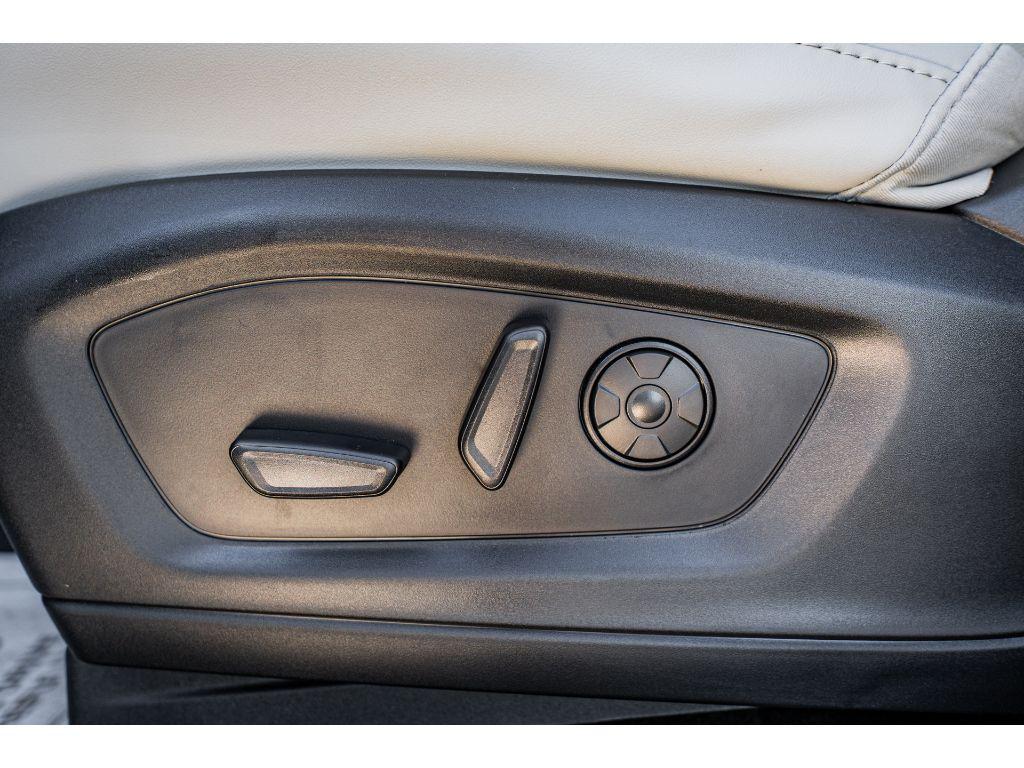 new 2025 Ford Explorer car, priced at $59,010