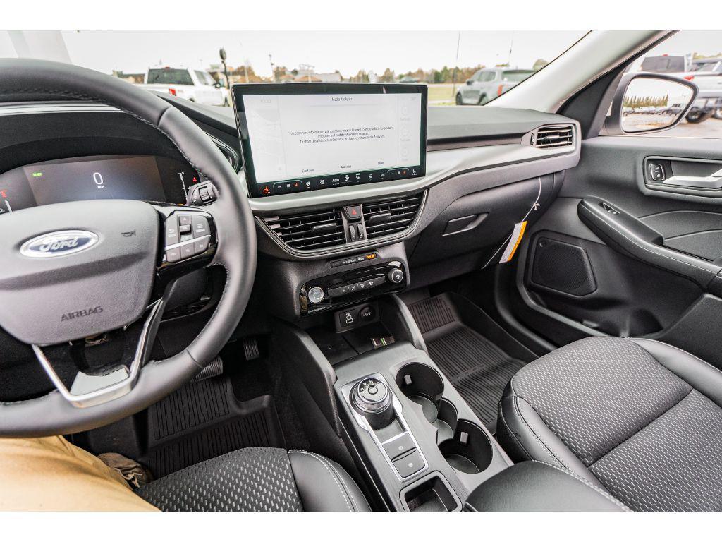new 2025 Ford Escape PHEV car, priced at $34,590