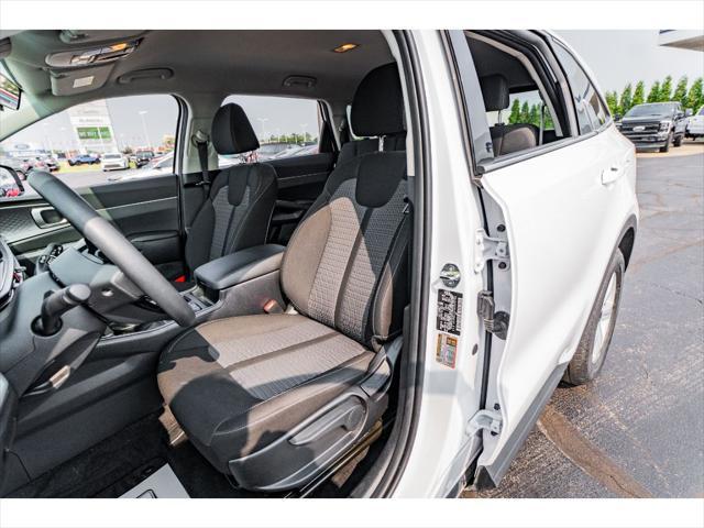 used 2024 Kia Sorento car, priced at $30,990