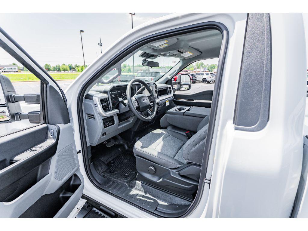 new 2025 Ford F-250 car, priced at $61,505