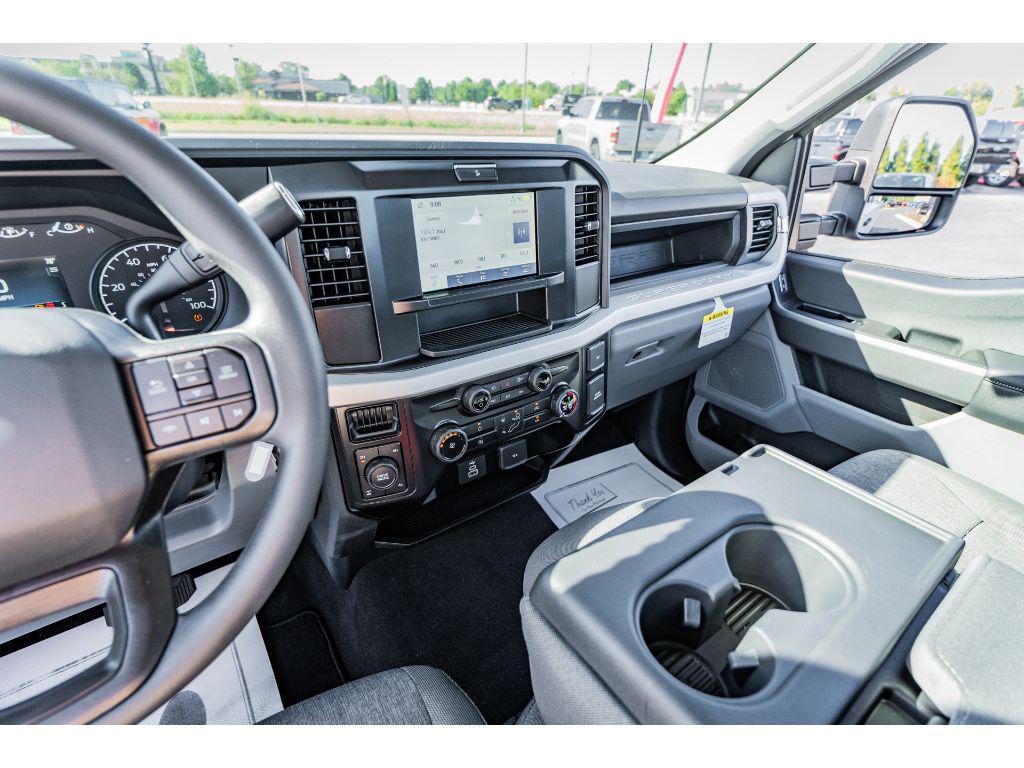 new 2025 Ford F-350 car, priced at $54,900