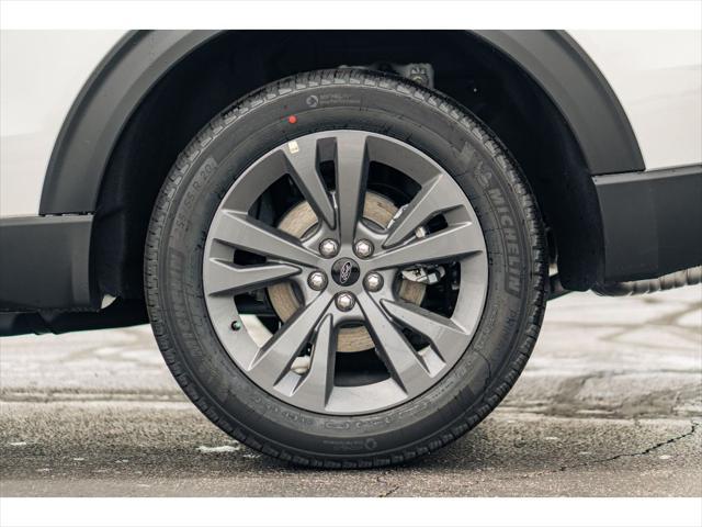 new 2025 Ford Explorer car, priced at $48,080