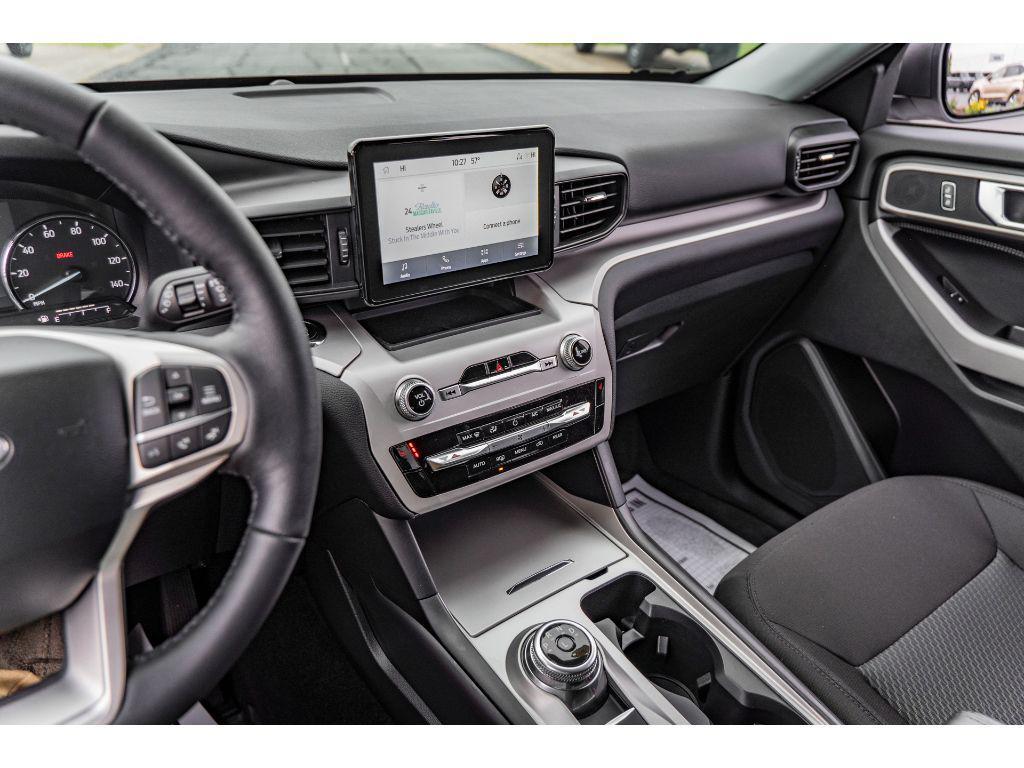 new 2024 Ford Explorer car, priced at $41,140