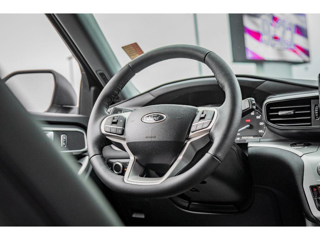 new 2024 Ford Explorer car, priced at $41,140