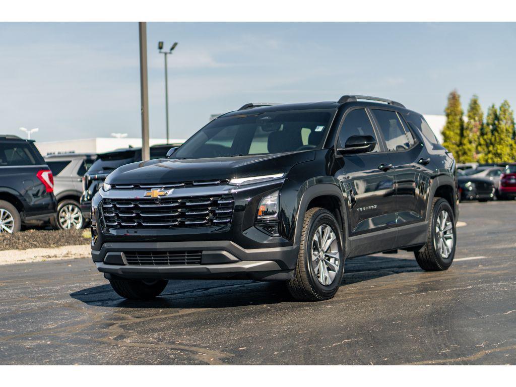 used 2025 Chevrolet Equinox car, priced at $32,990
