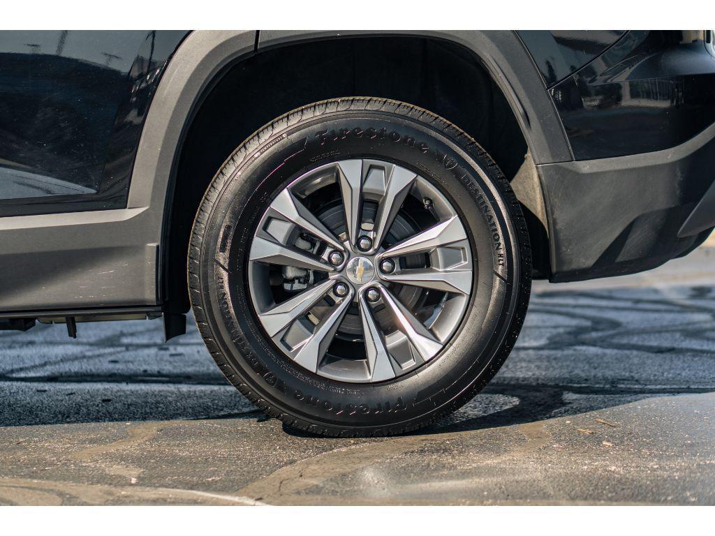 used 2025 Chevrolet Equinox car, priced at $32,990