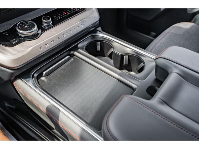 new 2025 Ford Expedition car, priced at $69,415