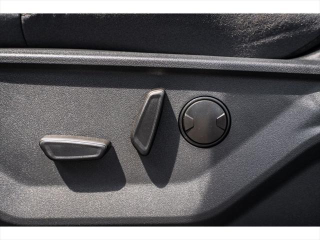 new 2025 Ford Expedition car, priced at $69,415
