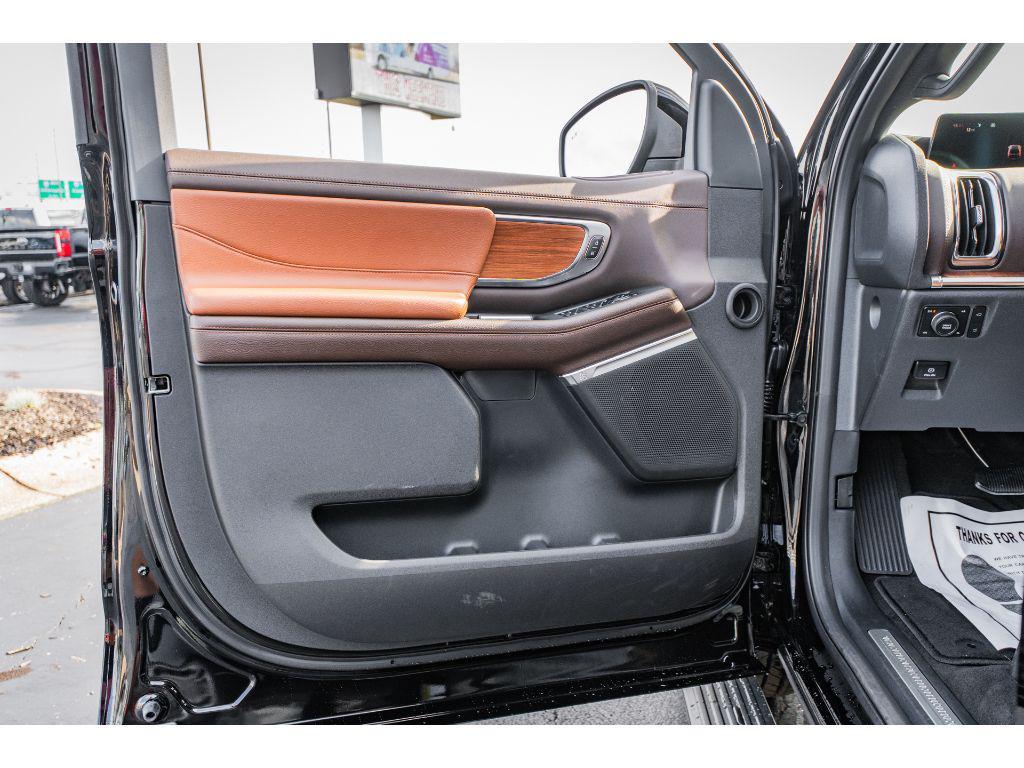 new 2025 Ford Expedition Max car, priced at $86,448
