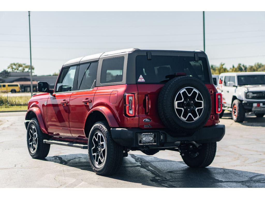 new 2024 Ford Bronco car, priced at $49,485
