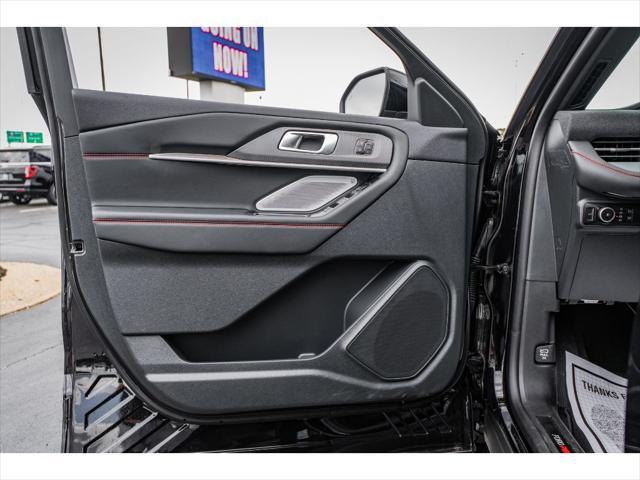 new 2025 Ford Explorer car