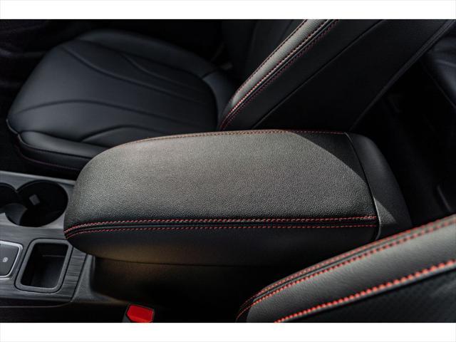new 2025 Ford Escape car, priced at $39,168