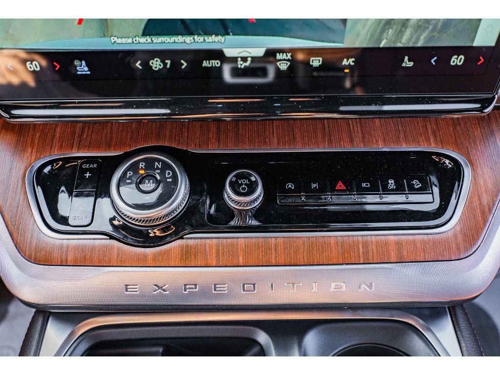new 2025 Ford Expedition Max car, priced at $90,165