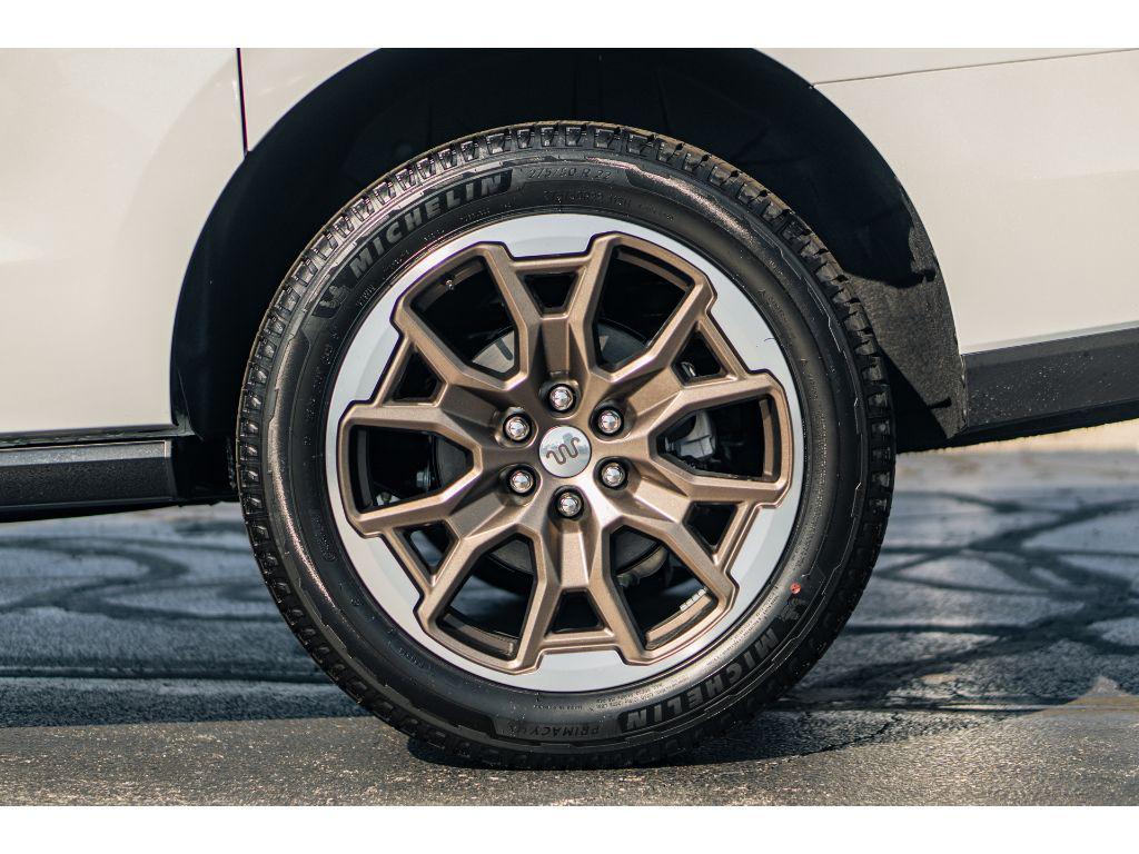 new 2025 Ford Expedition Max car, priced at $90,165