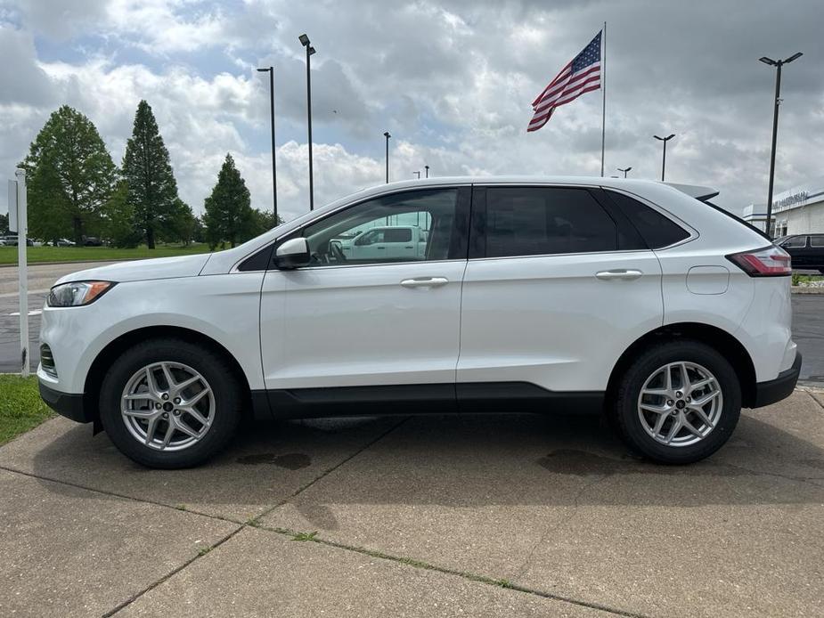 used 2024 Ford Edge car, priced at $38,295