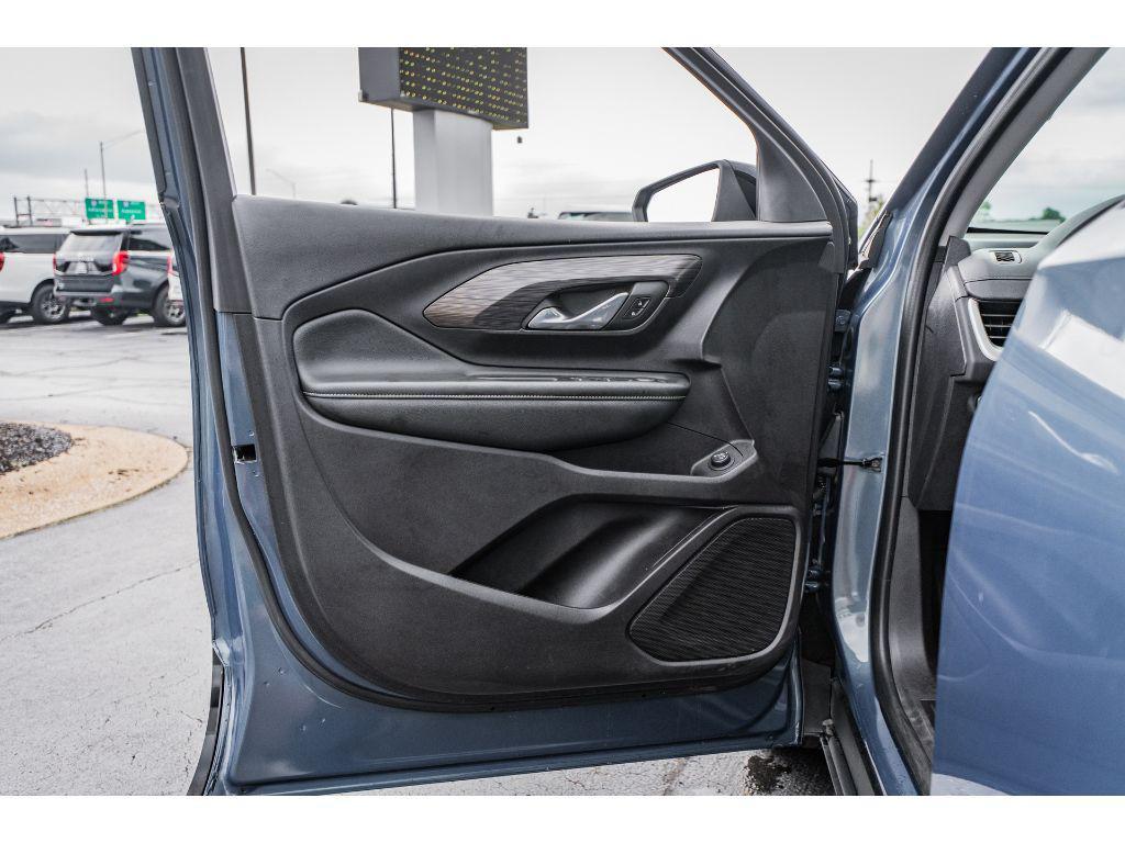 used 2024 GMC Terrain car, priced at $25,990