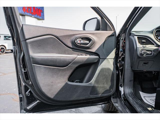used 2021 Jeep Cherokee car, priced at $28,990