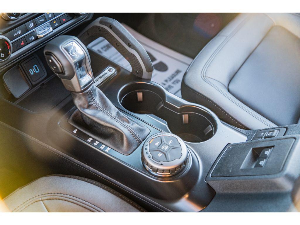 new 2024 Ford Bronco car, priced at $44,929