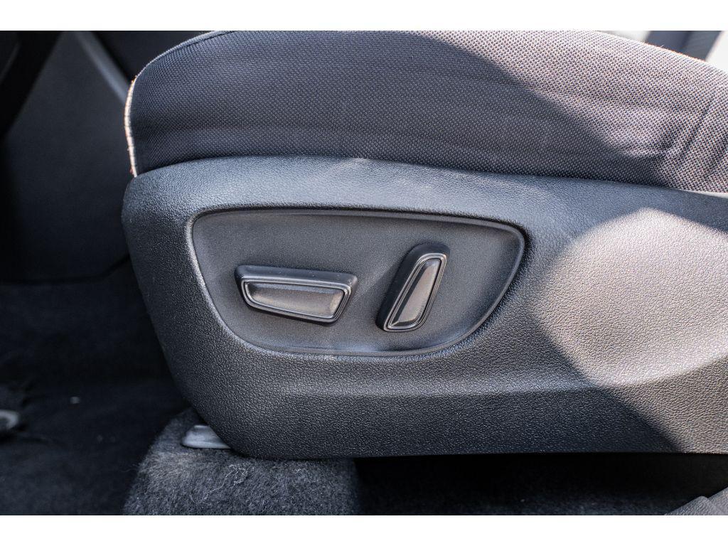 used 2023 Toyota Highlander car, priced at $34,990