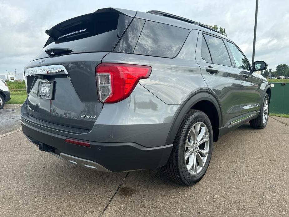 new 2024 Ford Explorer car, priced at $50,220