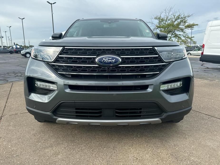 new 2024 Ford Explorer car, priced at $50,220