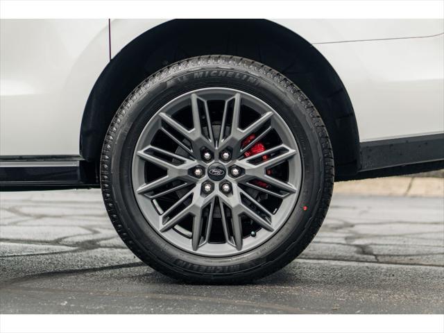 new 2025 Ford Expedition Max car, priced at $87,645