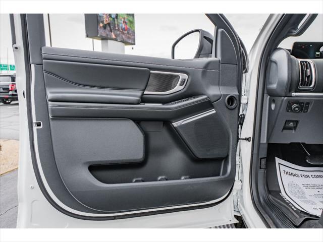 new 2025 Ford Expedition Max car, priced at $87,645
