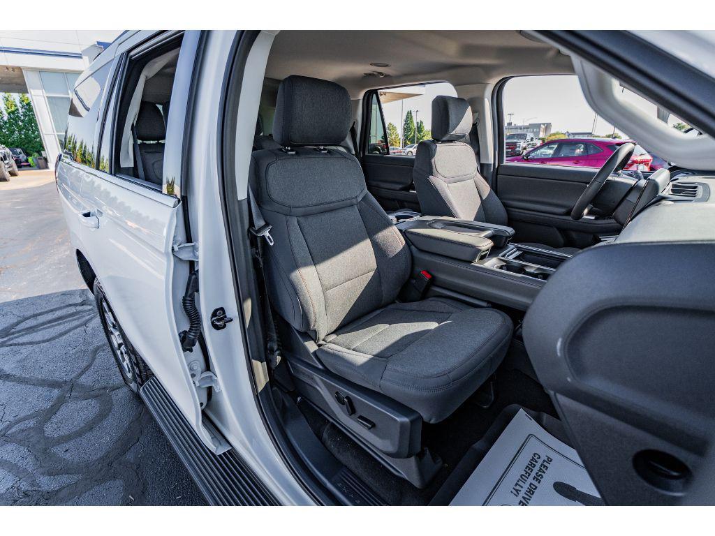 new 2025 Ford Expedition car, priced at $69,455