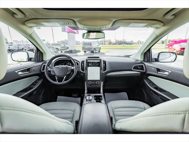 used 2021 Ford Edge car