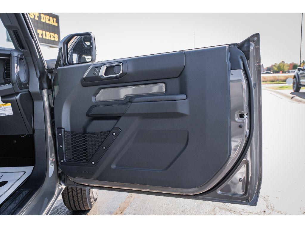new 2025 Ford Bronco car, priced at $41,517