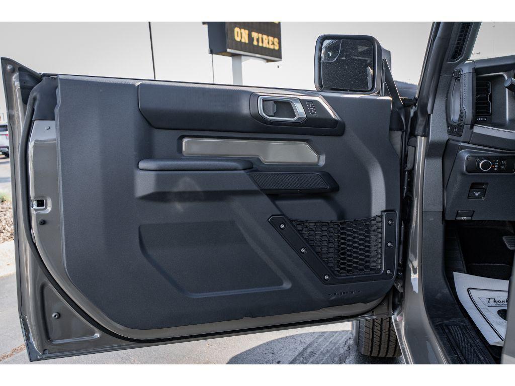 new 2025 Ford Bronco car, priced at $41,517