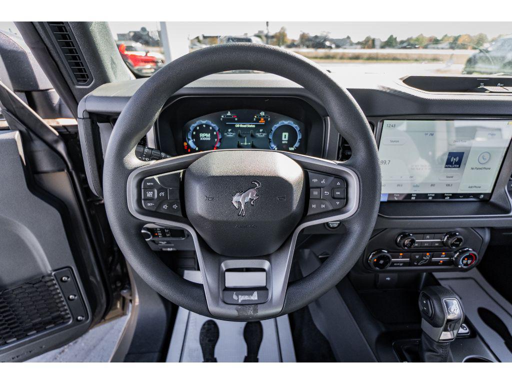 new 2025 Ford Bronco car, priced at $41,517