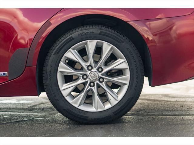 used 2015 Lexus ES 300h car, priced at $19,516