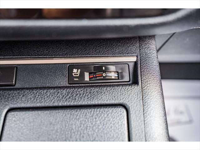 used 2015 Lexus ES 300h car, priced at $19,516