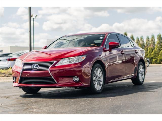 used 2015 Lexus ES 300h car, priced at $19,516