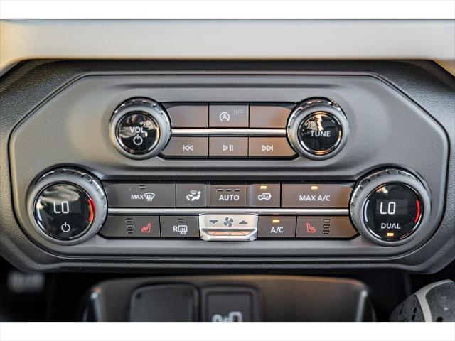 new 2024 Ford Bronco car, priced at $44,992