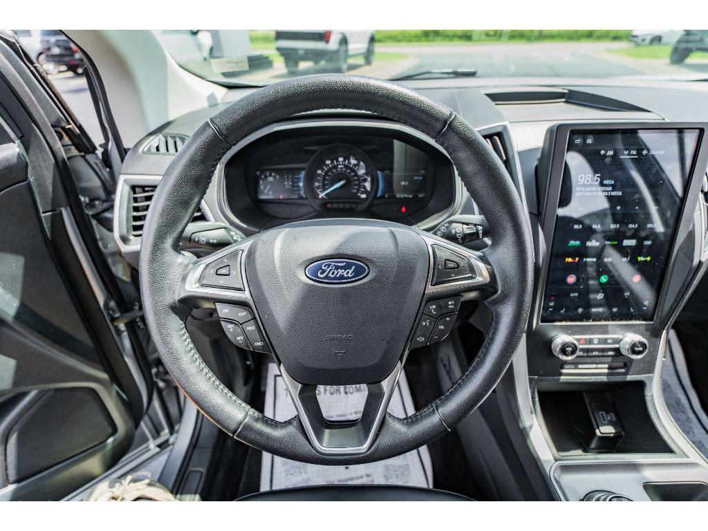 used 2024 Ford Edge car, priced at $28,990