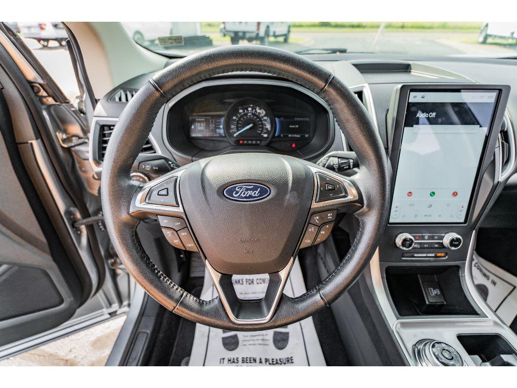 used 2024 Ford Edge car, priced at $28,990