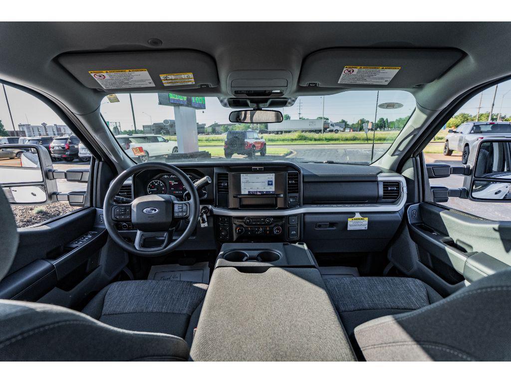 new 2025 Ford F-350 car, priced at $59,590