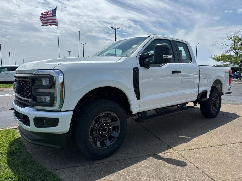 new 2024 Ford F-250 car, priced at $59,800