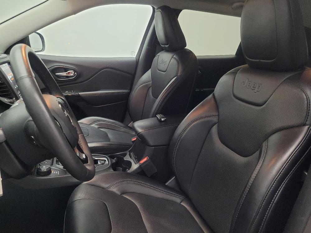 used 2023 Jeep Cherokee car, priced at $23,895