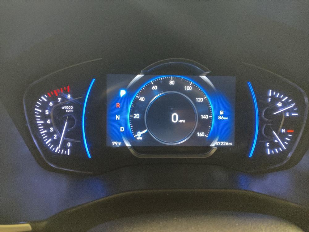 used 2019 Hyundai Santa Fe car, priced at $21,795