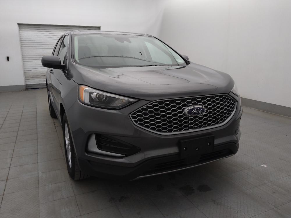used 2024 Ford Edge car, priced at $26,295