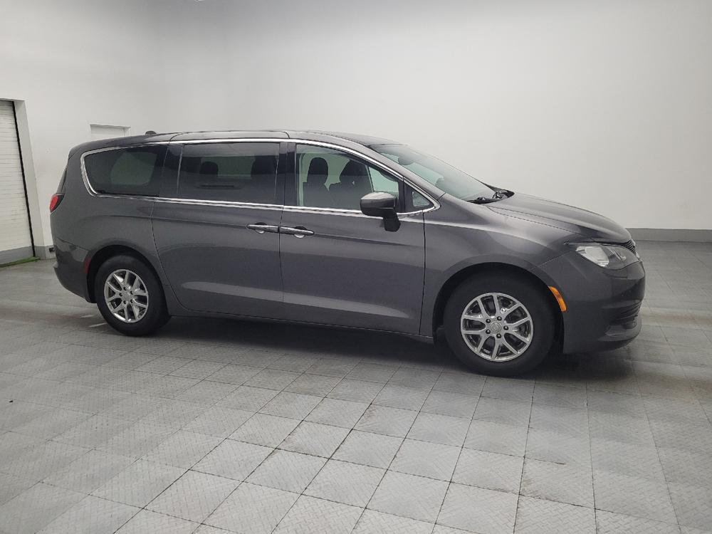 used 2017 Chrysler Pacifica car, priced at $13,195